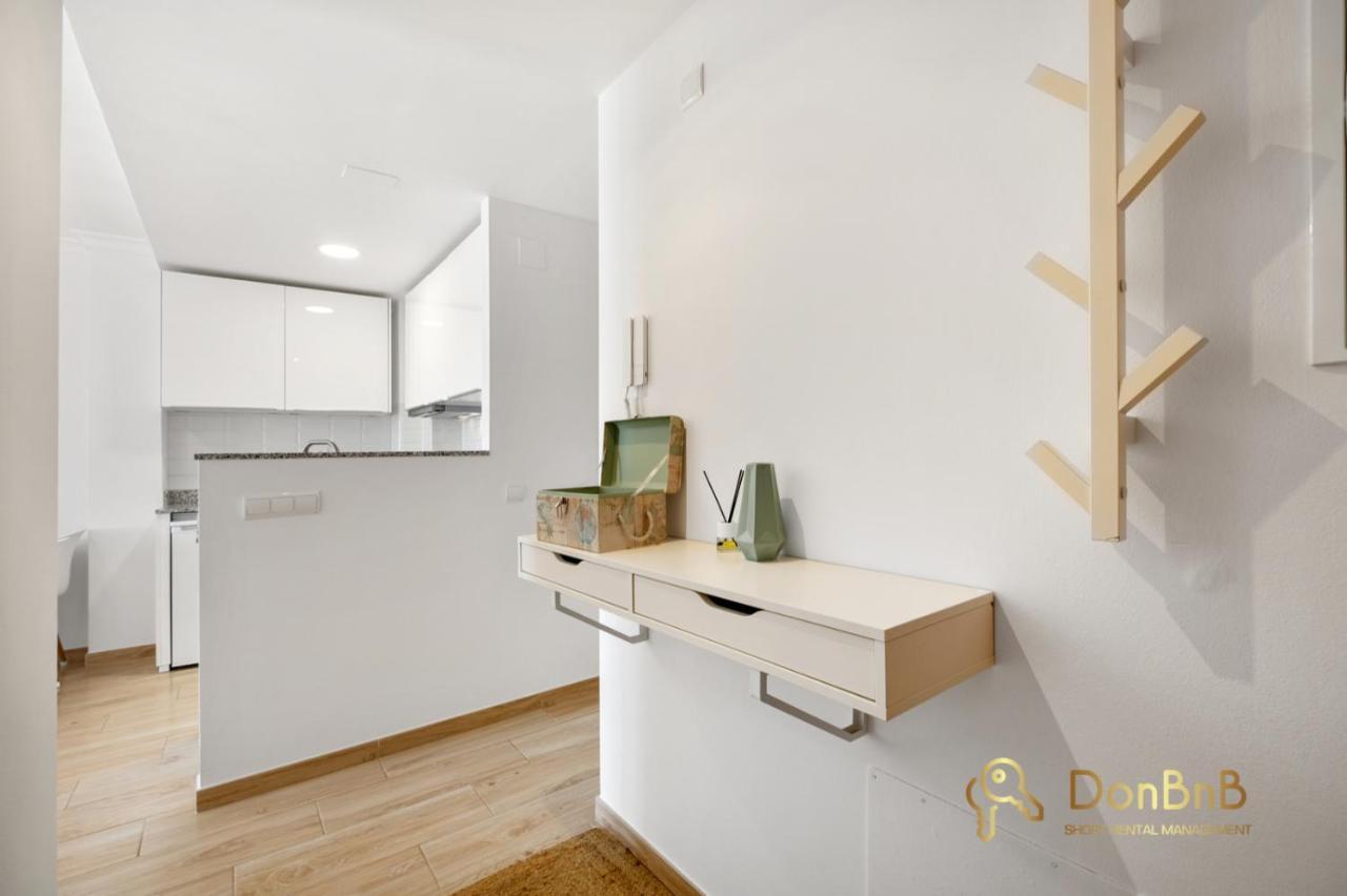 Cozy Apartment With Sea View And Private Parking In Fuengirola Exterior foto